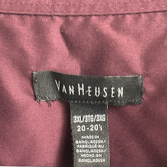 VanHeusen button down - Picture 4 of 4